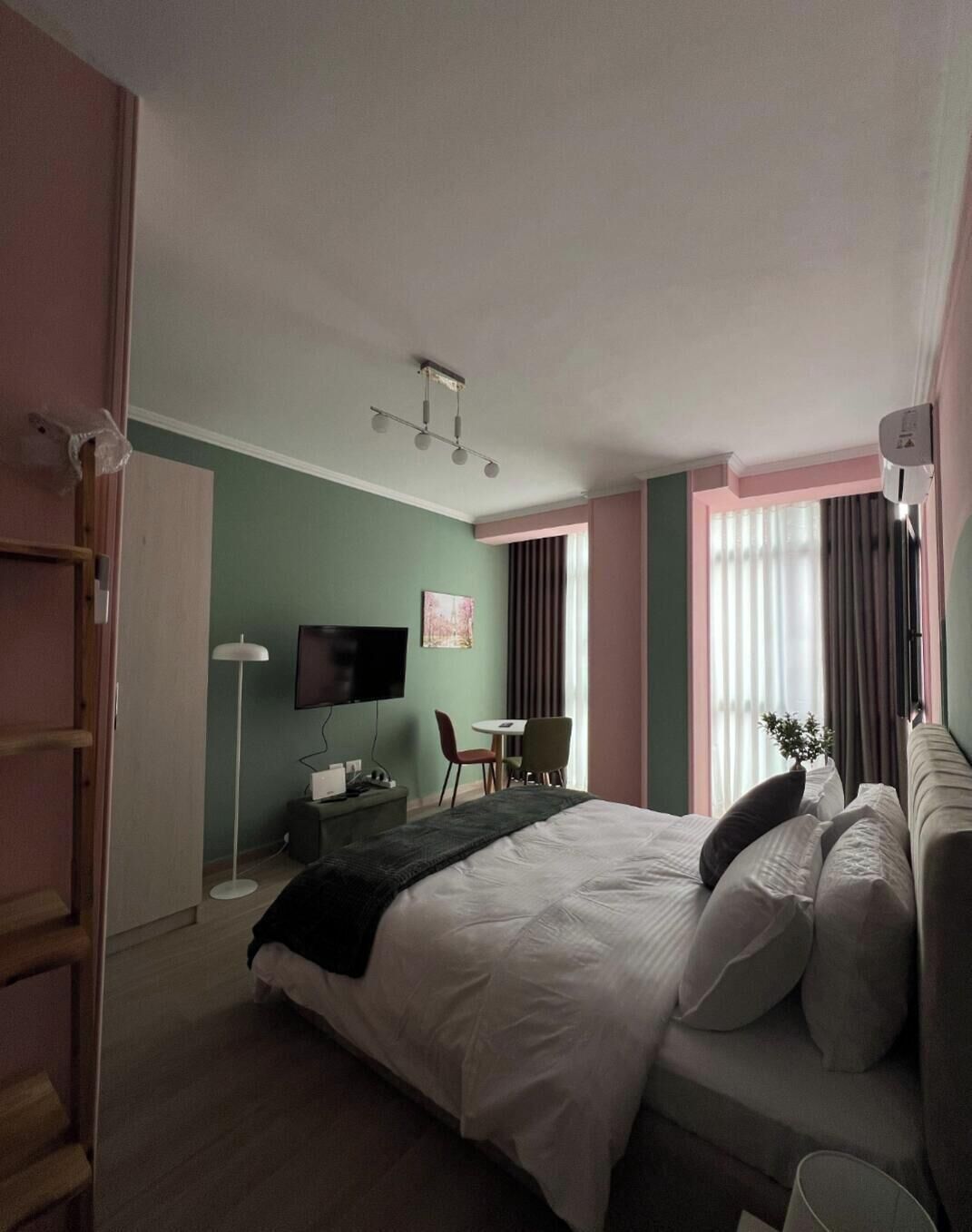 Kamar Double Deluks | Setrika/meja setrika dan Wi-Fi gratis