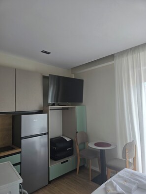 Comfort Studio, Balcony, City View | Interior - Saint Joan Studio (Tirana)