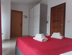 Ferro/asse da stiro, Wi-Fi gratuito, lenzuola