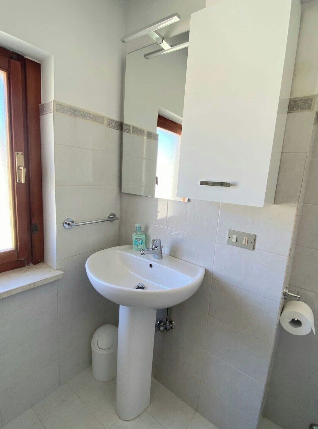 Dusche, Haartrockner, Bidet, Handtücher