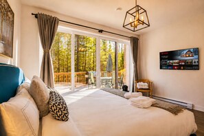3 bedrooms, in-room safe, desk, travel cot - Le Baleveng • Spa • 15 min Tremblant Village (la concetion)