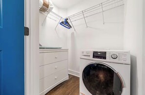 Interior - Cozy 1-bedroom apartment 20 Drive to Nashville surrounded by nature (Nashville)
