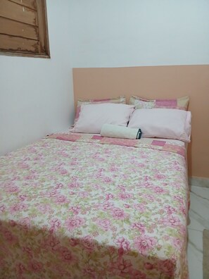 Internet, bed sheets