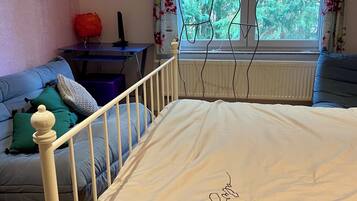 Fer et planche Ă repasser, Wi-Fi, draps fournis