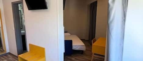 Family Room, City View | In-room safe, blackout curtains, free WiFi, wheelchair access