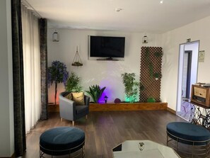 Living area - AL Fonte Luminosa (Lisboa)