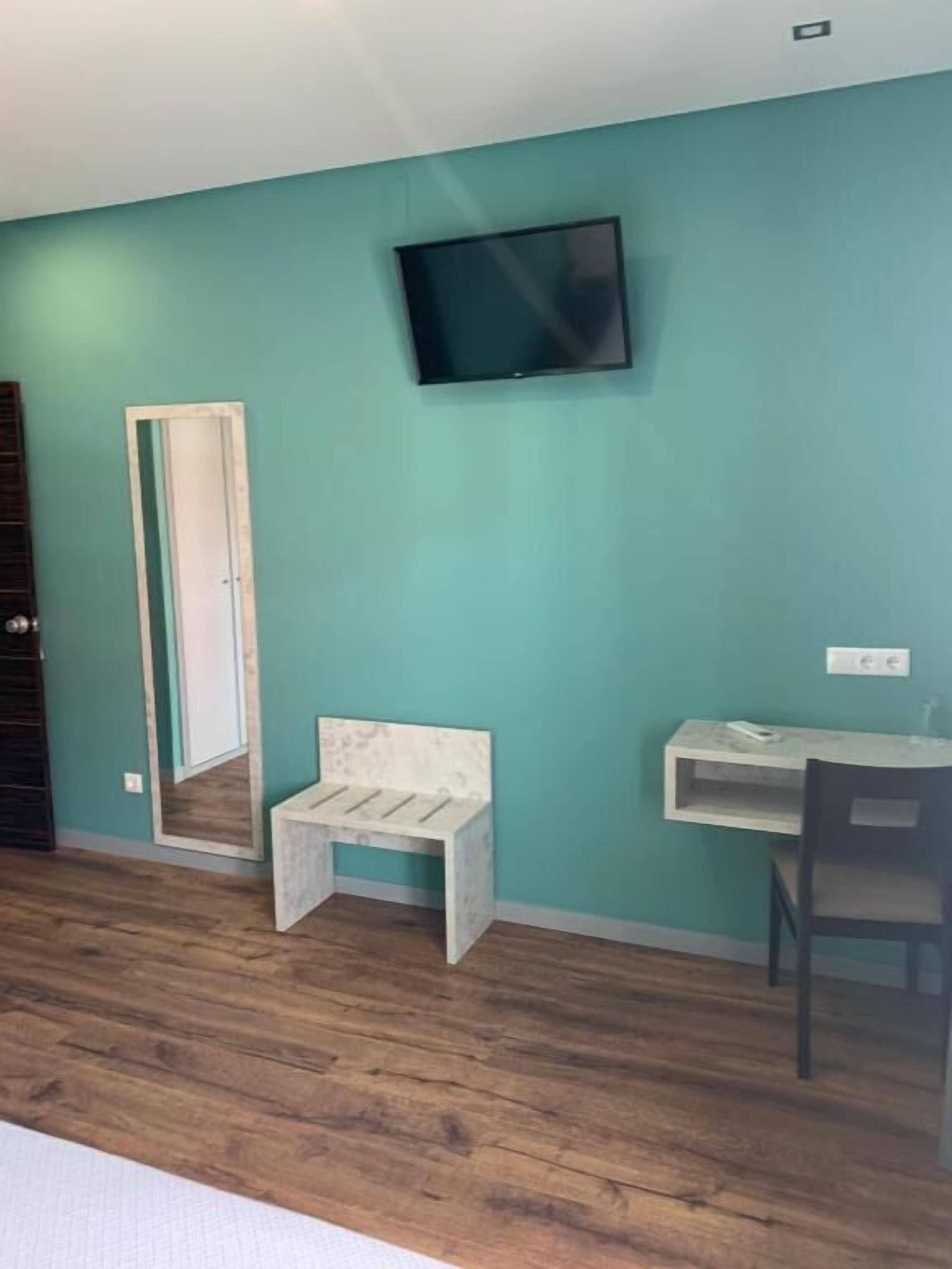 Double Room, City View | Interior