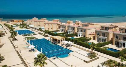 Selena bay resort villa 5 BR in Hurghada