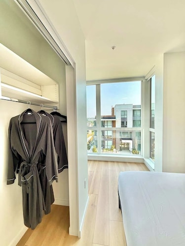 Luxury Mountain View Escape