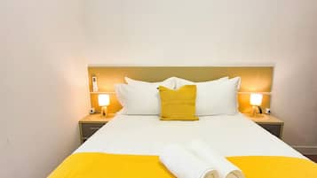 Blackout curtains, free WiFi