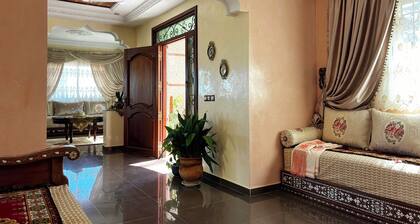 Luxury Villa with 3 Floors, Pool & Garden