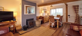 Unwind on Isle of Gigha- Beautiful 3-Bedroom Island Cottage