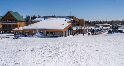 Upper Floor - Mont-Video