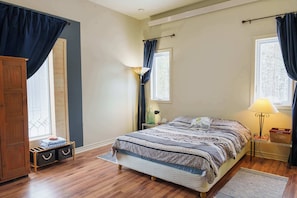 3 chambres, bureau, fer et planche Ă repasser, accĂšs Internet