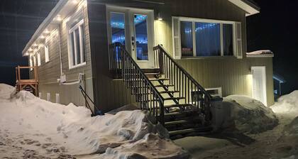 Lower Floor - Mont-Video