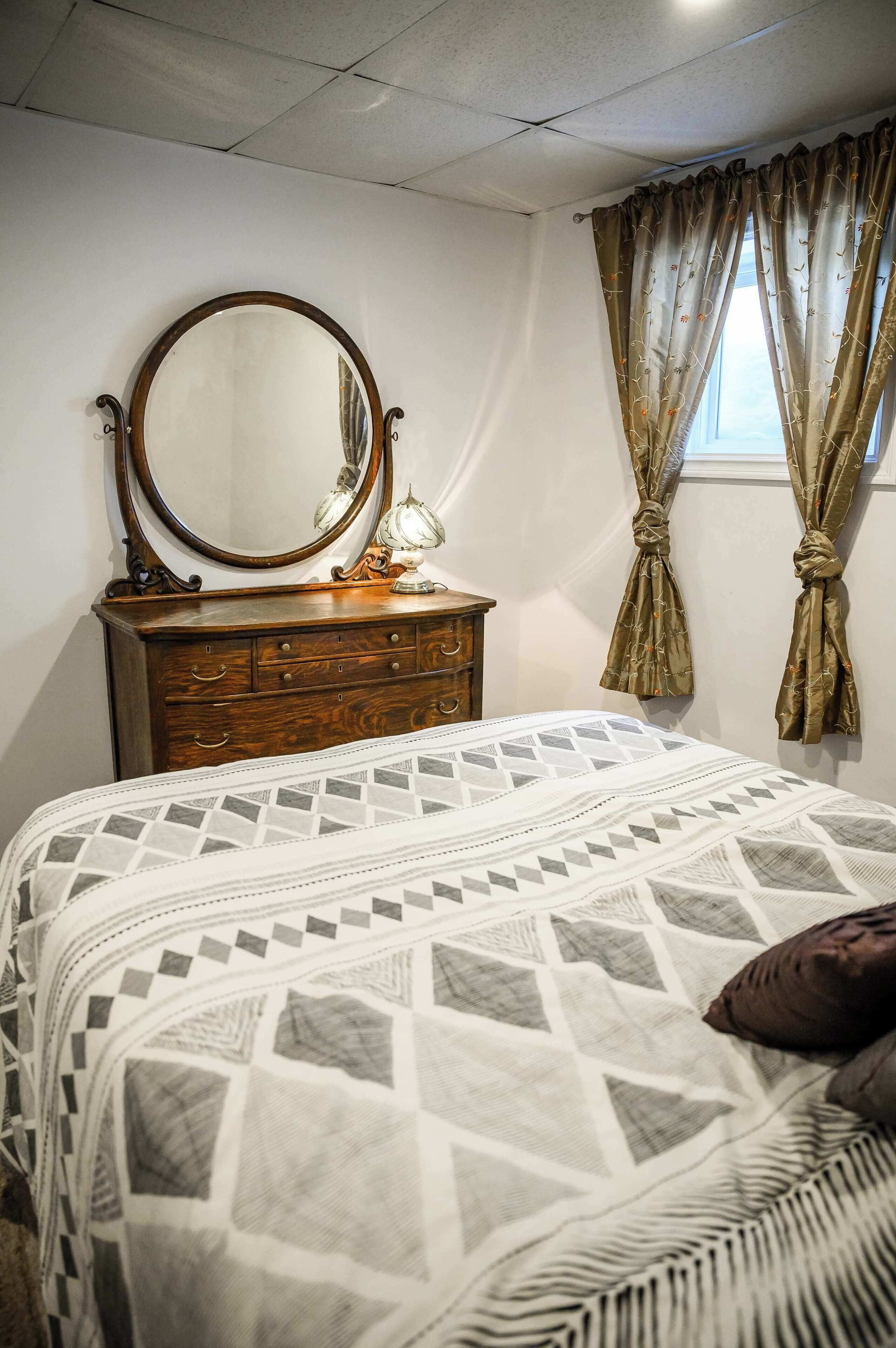 2 chambres, fer et planche à repasser, Wi-Fi, literie fournie