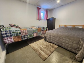 2 sovrum, strykjärn/strykbräda, wi-fi och sängkläder