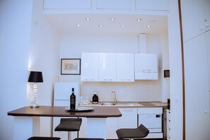 Microwave, dishwasher - Casa Donna Olimpia (Roma)