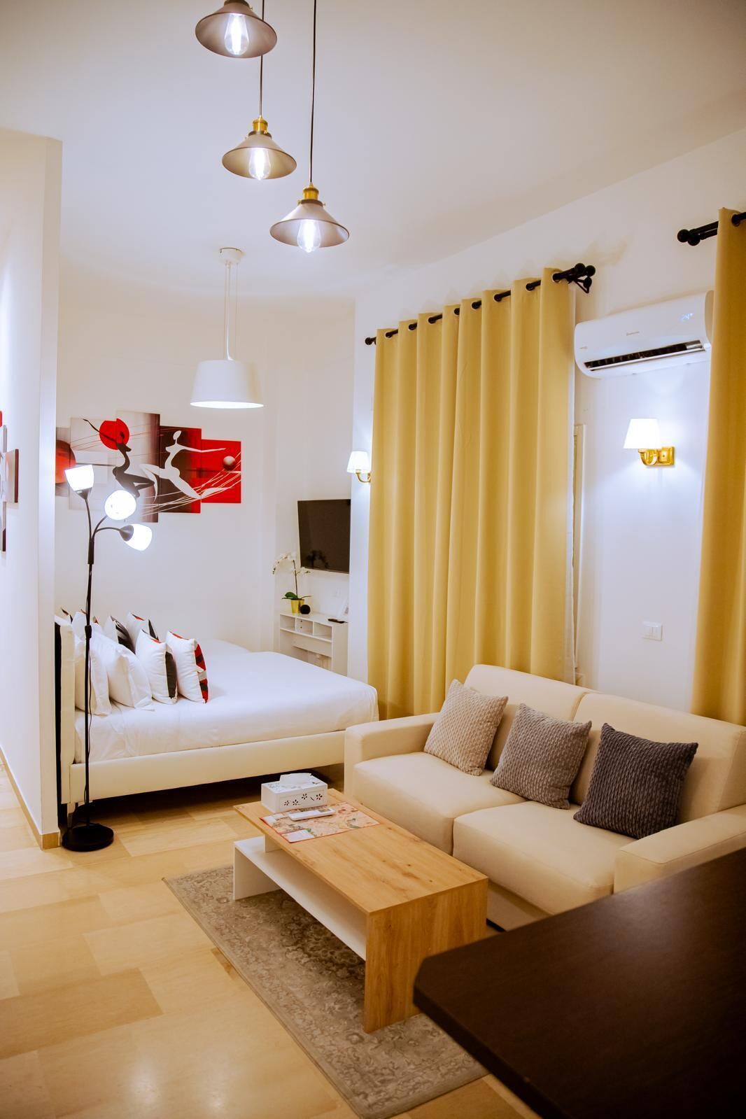 1 dormitori, planxa i posts de planxar i wifi gratuïta 