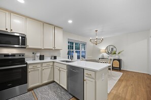 Microwave, oven, stovetop, dishwasher - Executive 4BR Home l Monthly Stay Near Richmond l Garage & Office (North Chesterfield)