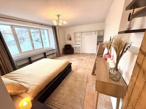 Bügeleisen/Bügelbrett, WLAN, Bettwäsche