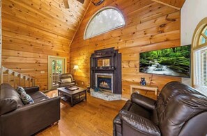 TV, fireplace, offices - Family Retreat, Hot Tub, Game Room ~5 mi Dollywood (Pigeon Forge)