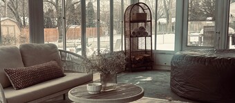 King suite + Hot Tub near the Greene