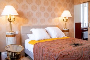 Strykjärn/strykbräda, wi-fi och sängkläder