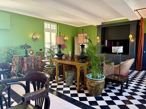 Interior - House with swimming pool 5 bedrooms 10 persons (Montceaux-l'Étoile)