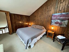 2 bedrooms, iron/ironing board, free WiFi, bed sheets - Wabasso 16, Walk to Upper Flume, Cozy 2BR/2BA Retreat, Covered Parking (Snowshoe)