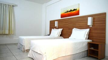 Standard Twin Room | In-room safe, laptop workspace, blackout curtains, free WiFi