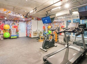 Fitness facility - Studio in Downtown Montreal / private balcony (Montréal)
