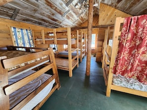 Internet, bed sheets