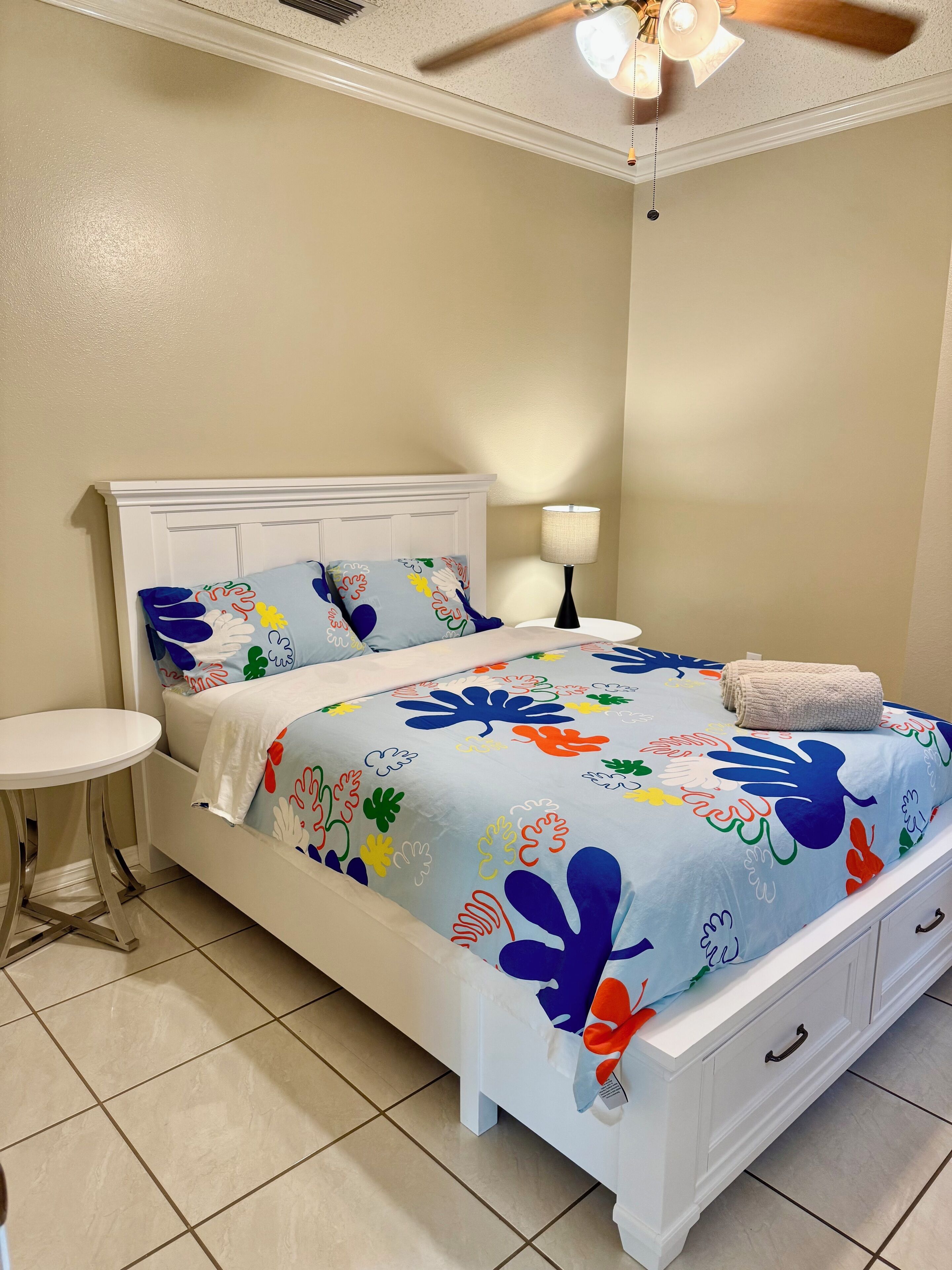 4 多间卧室、熨斗/熨衣板、免费 WiFi、床单