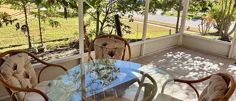 Outdoor dining