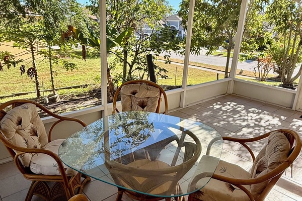 Outdoor dining