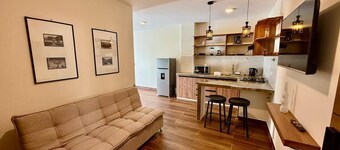 Top Location: Balcony, Comfort and Connection