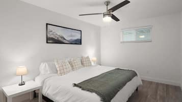 Bureau, fer et planche Ă repasser, Wi-Fi, draps fournis