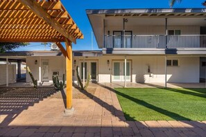 Exterior detail - King Bed | Close to Chase Field (Phoenix)