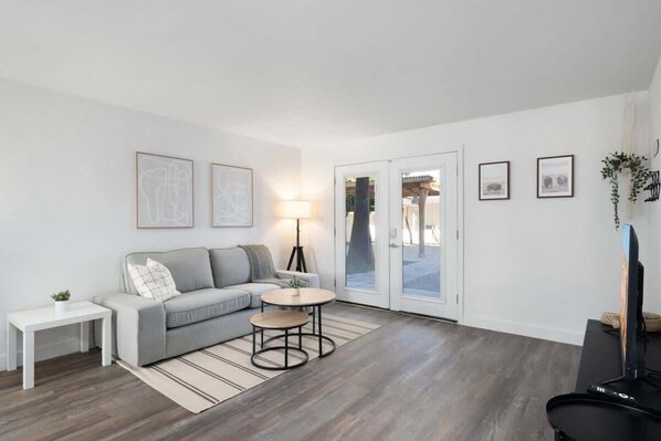 Televisión y oficina