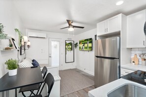 Fridge, microwave, oven, stovetop - Midtown Studio | Parking | Steps to Roosevelt Row (Phoenix)