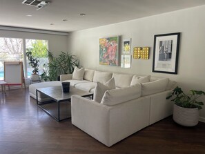 TV, fireplace - Midcentury Vegas Oasis with Pool, Sunlight & Strip Views (Las Vegas)