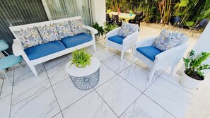 Outdoor dining - Detached villa with pool and garden - Punca Cana Village (Punta Cana)
