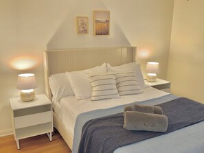 2 Schlafzimmer, Zimmersafe, Bügeleisen/Bügelbrett, kostenloses WLAN