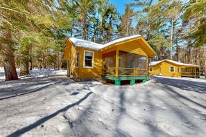 Luokittelematon kuva, 5 kautta 19, painike