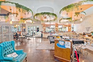 Bar (on property) - 2026 Updated 2BR | Largest Lagoon Size Pool (Destin)