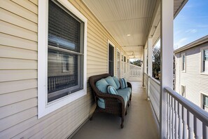 Terrace/patio - Walk to Broadway Beach! Cape May Getaway w/ Grill (West Cape May)