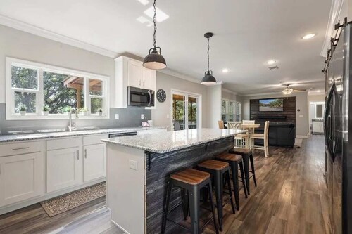 Hye Ranch Getaway | 4BR | 290 Wine Trail | Firepit
