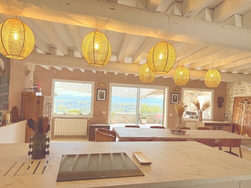 🌿 Charming farmhouse for 14 people - Jacuzzi, hanging garden & panoramic view