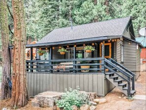 Exterior - The Hide-Out! A Boho Cabin AC- Wi-fi (Mi-Wuk Village)